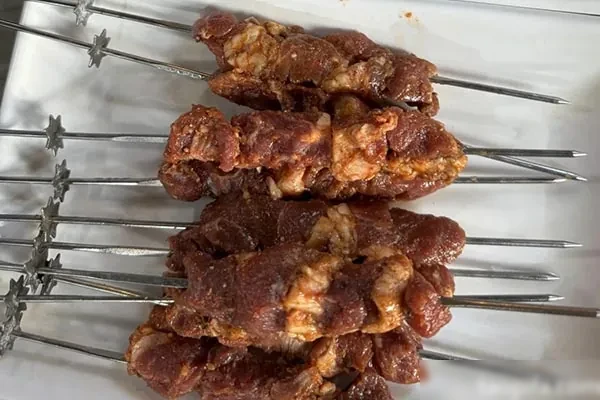 图片[1]-宋师傅独家秘制韩国酱香牛肉串-锦州烧烤-配方档案馆