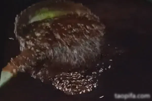 图片[1]-《东北》火爆压锅酱-配方档案馆