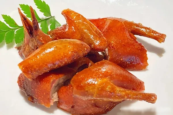 图片[1]-《脆皮乳鸽》生炸，熟炸，学习两款技术配方和视频教程-配方档案馆