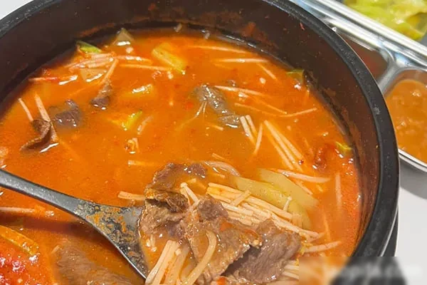 东北酱汤制作&大骨头&酱脊骨技术配方和视频教程-配方档案馆