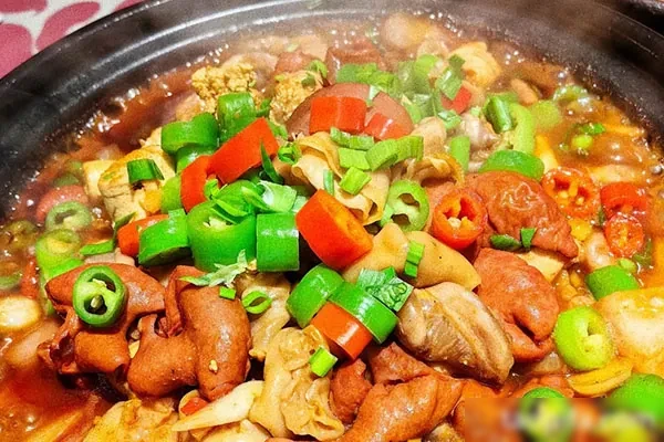 外婆鱼泡肥肠技术配方和视频教程-配方档案馆