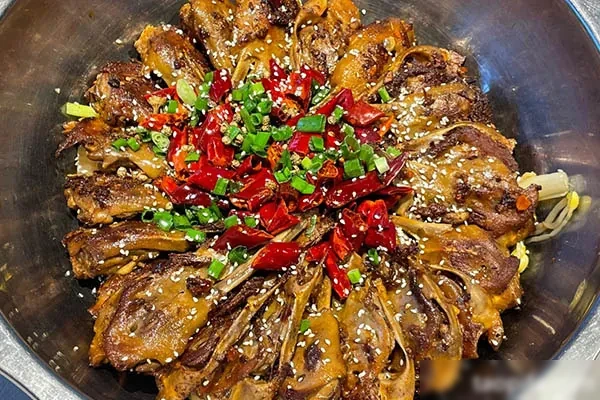 干锅大全干锅鸭头的制作技术-配方档案馆